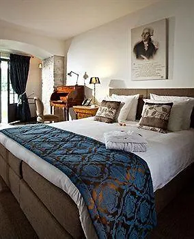 Chateau La Caniere 5* Thuret
